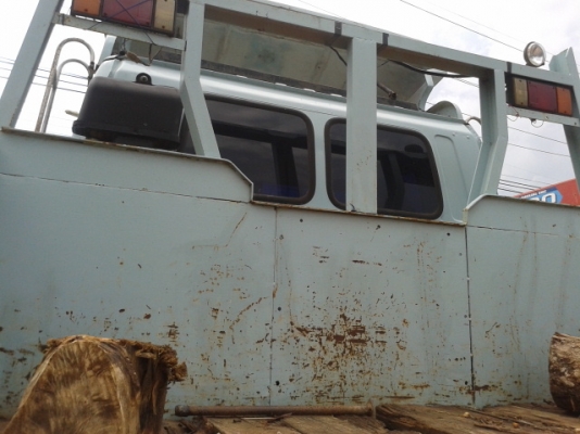 สิบล้อสองเพลา ท้ายลาด (ท้ายเป็ด)   195   แรงม้า พร้อมใช้งาน