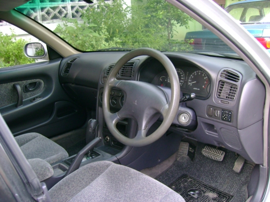 MITSUBISHI ULTIMA 2000 CC เกียร์ AUTO สภาพดี 68,000.-