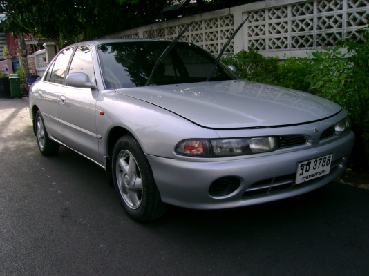 MITSUBISHI ULTIMA 2000 CC เกียร์ AUTO สภาพดี 68,000.-