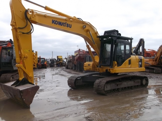 รถแบคโฮมือสอง KOMATSU PC210-LC สภาพรถเยี่ยม 090-268-2646