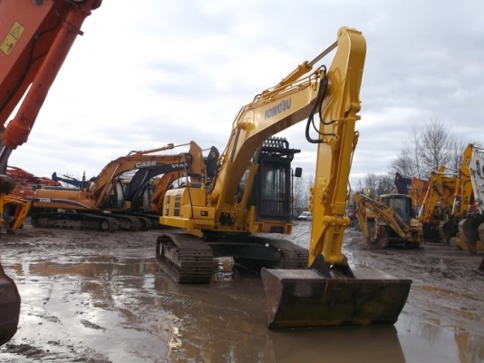 รถแบคโฮมือสอง KOMATSU PC210-LC สภาพรถเยี่ยม 090-268-2646