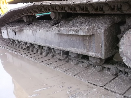 รถแบคโฮมือสอง KOMATSU PC210-LC สภาพรถเยี่ยม 090-268-2646