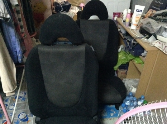 เบาะ Honda Jazz คู่ละ 2800 บาท