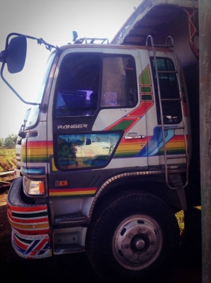 ***ขายแล้วครับขอบคุณ Truck2hand ขาย10ล้อเพลาเดียวดั้มเกษตร สวยๆ HINO FL3H NKA 195 HO7D รถห้างแท้ เครื่องเดิมเกียร์เดิม HO7D 195แรง แน่นๆ แรงดีไม่เยิ้ม ช่วงล่างเดิมๆ คัสซีเดิมไม่ปะไม่ดาม เพลาเดียวเดิม กระบะดั้มเนียมสภาพสวย พื้นสวยข้างสวยไม่ผุ หัวเก๋งสวยภาย ***ขายแล้วครับขอบคุณ Truck2hand ขาย10ล้อเพลาเดียวดั้มเกษตร สวยๆ HINO FL3H NKA 195 HO7D รถห้างแท้ เครื่องเดิมเกียร์เดิม HO7D 195แรง แน่นๆ แรงดีไม่เยิ้ม ช่วงล่างเดิมๆ คัสซีเดิมไม่ปะไม่ดาม เพลาเดียวเดิม กระบะดั้มเนียมสภาพสวย พื้นสวยข้างสวยไม่ผุ หัวเก๋งสวยภาย