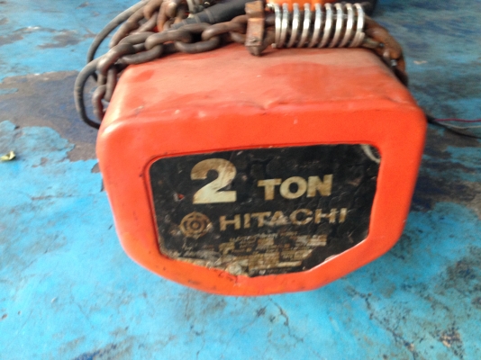 ขาย รอก HITACHI 2Ton