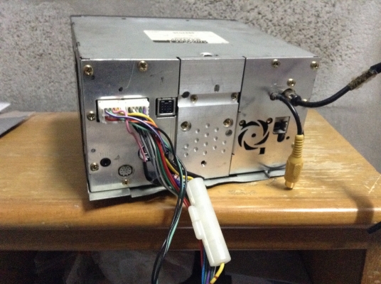 เครื่องเล่น DVD 2 ดิน Addzest by clarion ราคา 1600 บาท