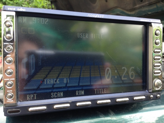 เครื่องเล่น DVD 2 ดิน Addzest by clarion ราคา 1600 บาท