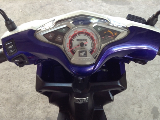 ขาย!!! ฮอนด้าคลิ๊กไอ ปี54 รถเครื่องดีคับ ทะเบียนครบ ภาษี57