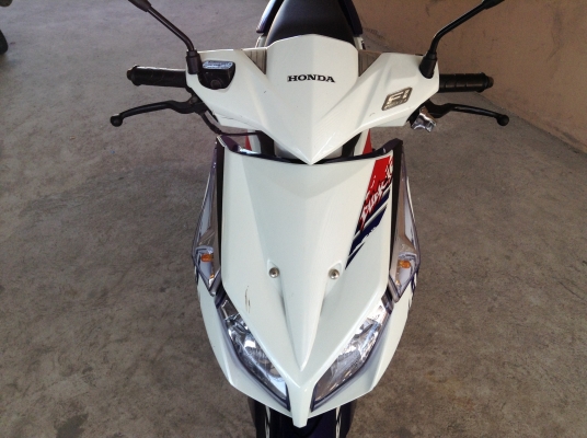 ขาย!!! ฮอนด้าคลิ๊กไอ ปี54 รถเครื่องดีคับ ทะเบียนครบ ภาษี57