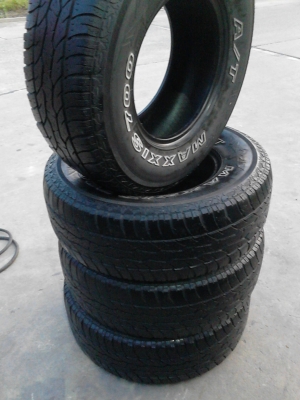 31X10.50R15 MAXXIS BRAVO 700 A/T TEL.081-427-3941 31X10.50R15 MAXXIS BRAVO 700 A/T TEL.081-427-3941