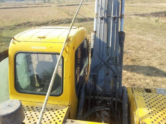 ขายVOLVO EC210 สภาพสวยพร้อมใช้ ราคาต่อรองได้ ติดต่อได้ที่ คุณ อ๊อฟ พิจิตร 086-737-9991 ขายVOLVO EC210 สภาพสวยพร้อมใช้ ราคาต่อรองได้ ติดต่อได้ที่ คุณ อ๊อฟ พิจิตร 086-737-9991