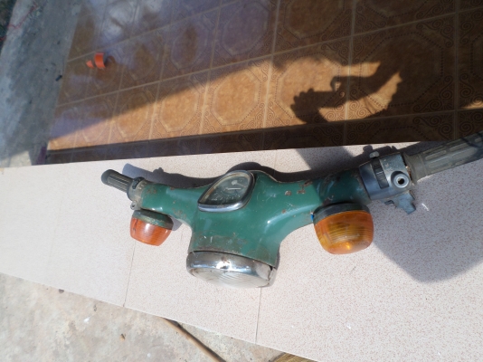 ขายชุดแฮนชี50เดิมๆสภาพสมบูรณ์+ไฟหน้า+ไฟเลี้ยว+สวิชท์แฮน+เรือนไมล์ราคา1200บาทรวมส่งทั่วไทยสนใจ 080-1696651 ของยุอำนาจเจริญ