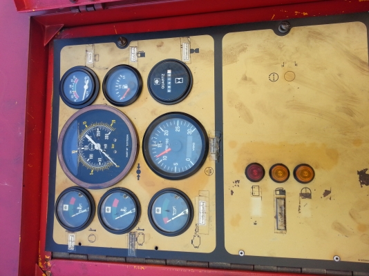 ขาย Ingersollrand 800 Cfm 14 Bar เครื่อง CAT 3306 พร้อมใช้งาน ขาย Ingersollrand 800 Cfm 14 Bar เครื่อง CAT 3306 พร้อมใช้งาน