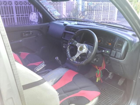 ขายตัดราคาพ่อค้า มิตซู สตราด้า แค็ป2500 ปี97ตามสภาพ