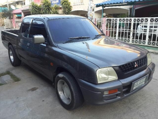 ขายตัดราคาพ่อค้า มิตซู สตราด้า แค็ป2500 ปี97ตามสภาพ