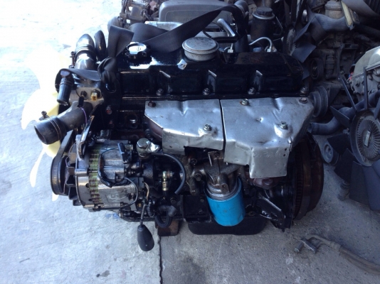 ขาย เครื่องยนต์ TD27 สภาพสวยคับ  เป็นเครื่องยกลงคับ ลูกค้าวางjไปคับ