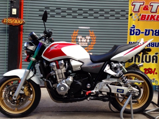 ต้ำพระราม2ขาย HONDA CB1300 ปี2005 หัวฉีดอินวอย สรรพสามิต สภาพนางฟ้า สีเดิมๆ ไมล์280 สเปคเมกา ต้ำพระราม2ขาย HONDA CB1300 ปี2005 หัวฉีดอินวอย สรรพสามิต สภาพนางฟ้า สีเดิมๆ ไมล์280 สเปคเมกา