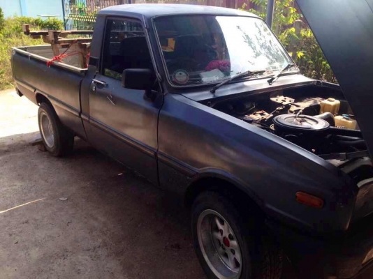 ขายด่วน mazda familia. 1300 cc.4เกียร์ ภาษีปี57