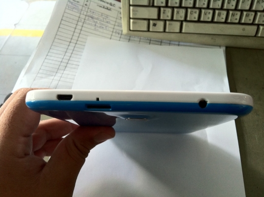 (ขอขอบคุณผู้ซื้อที่ขับรถมารับของที่หน้าโรงเรียนนายร้อยตำรวจเป็นอย่างสูงครับ)แท็ปเล็ต จอ 7 นิ้ว ซีพียู 1 จิ๊ก ไวไฟ ใส่ซิมโทรและเล่นเน็ตได้ กล้องหน้าหลัง เพิ่มเม็มโมรี่การ์ดได้ รายละเอียดตามรูป มีตัวเครื่องกับที่ชาจน์ ราคาต่อรองได้ อยู่ใกล้ทางแยกสามพราน โรง