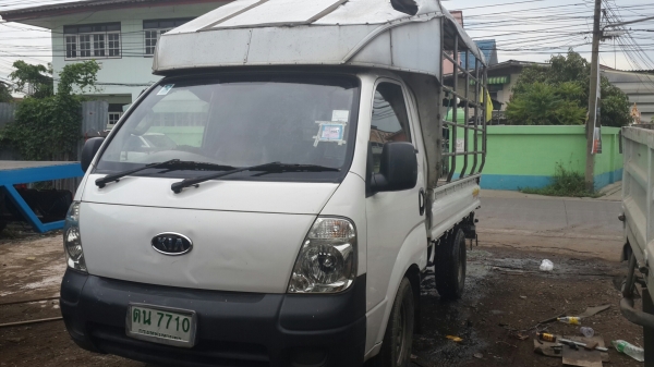 ขาย4ล้อเกียร์2700 ทะเบียไม่ติดเวลาวางเครื่องอีซูซุ4JG2 100แรงม้า  สภาพดีพร้อมใช้