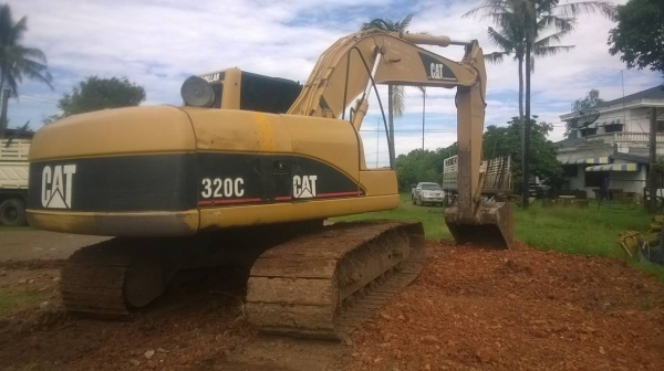 CAT320 C สภาพพร้อมใช้งาม ไฟฟ้าครบ โซ่ดี เอวแน่น เล่นทะเบียน S/n aame 4606xx  ราคา 1,580,000 ต่อรองได้
