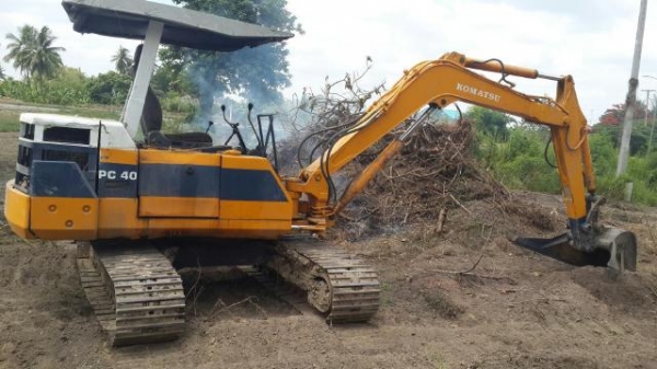 KOMATSU PC40-6 สภาพดี พร้อมใช้งาน