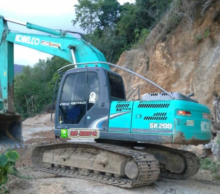 ขายรถแบคโฮ KOBELCO SK 200 YN 12