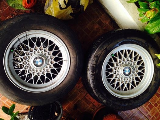 แม๊คbbsขอบ15 5รู120 ใส่BMW สวยๆๆไม่เคยซ่อมไม่ดุ้ง อยางดีดอกแต็มสวยเลย มีครบ4วงเลยพร้อมใช้