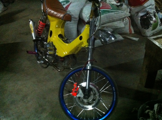 ขายชาลีสภาพดี ราคา 8000 บาท ขายชาลีสภาพดี ราคา 8000 บาท