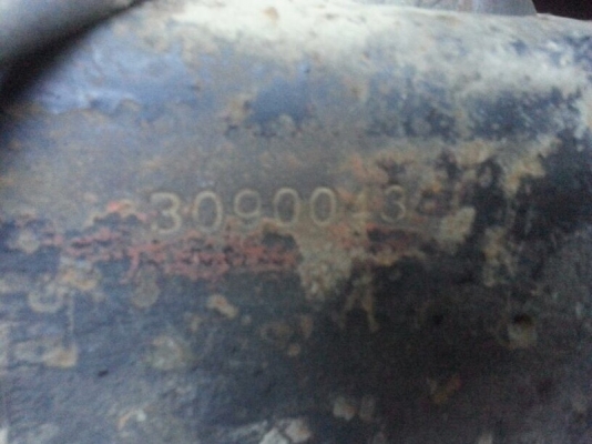 รถอีซูซุ 10 ล้อ รั้ว  ( ไม่ดั้ม )   175 แรงม้า.  สนใจติดต่อ 081 - 6079515