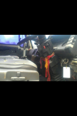 รถอีซูซุ 10 ล้อ รั้ว  ( ไม่ดั้ม )   175 แรงม้า.  สนใจติดต่อ 081 - 6079515