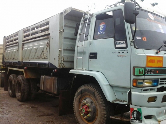 ต้องการขายสิบล้อแม่ลูกISZU240 ต้องการขายสิบล้อแม่ลูกISZU240