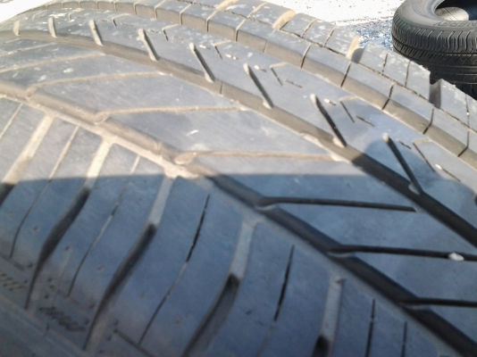 ยางgoodyear 195/65/15 ปี13