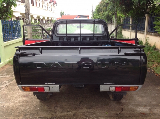 ต้องการขายดัสสันช้างเหยียบ 620