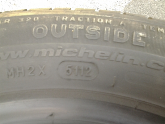 ยาง มิชลิน 175/65/15 ปลาย ปี12  ดอกหนาๆนุ่มๆ