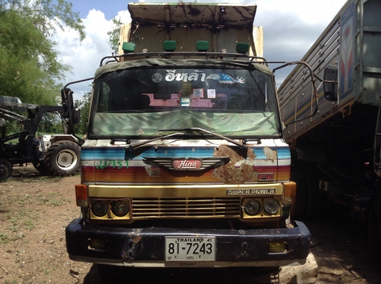 ขาย 10 ล้อ 2 เพลาดั้ม FM176 เจ้าอินทรีย์ คัสซีสวยจัด เครื่อง EH700 168 HP แน่นแรงดีมาก สโลว์เดิม พวงมาลัยพาวเวอร์ เก๋งบาง เบรคเดิม ทะเบียนเต็มพร้อมโอนครับ