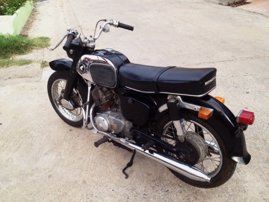 ขายc95 เครื่องอกร่อง แท้ทั้งคัน เครื่องดีมากๆ สตาทร์มือได้ มีเล่มให้ ขาย 55000  0811160919