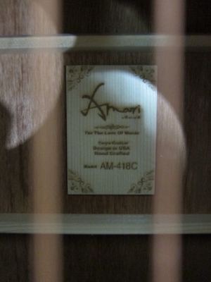 กีต้าร์โปร่งเว้า Amari รุ่น AM-418C สีไม้ด้าน ของใหม่ งานสวย