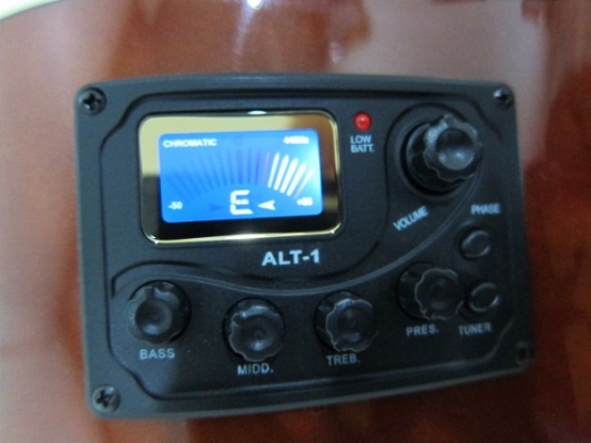 กีต้าร์โปร่งเว้าไฟฟ้า N-TAB รุ่น NF-350EQ สีไม้เงา และสีขาว ของใหม่ EQ อย่างดี