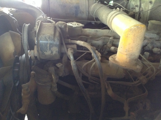 ขาย 10 ล้อหัวยาว 2 เพลาใหญ่จัมโบ้ 200 เครื่อง EH700 168 แรงม้า สโลว์เกียร์กลาง คานหน้าใหญ่ พาวเวอร์ คัสซีสวยตลอดเส้น ยางเต็ม ทะเบียนเต็มพร้อมโอนครับ