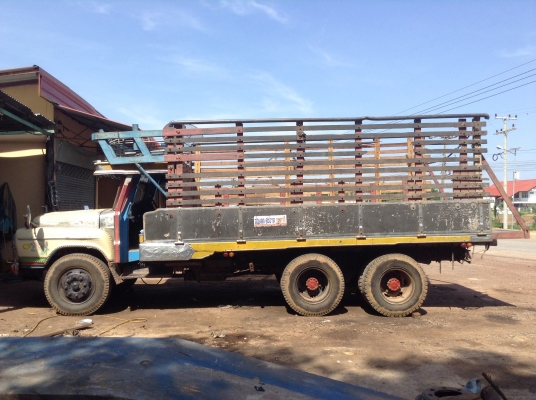 ขาย 10 ล้อหัวยาว 2 เพลาใหญ่จัมโบ้ 200 เครื่อง EH700 168 แรงม้า สโลว์เกียร์กลาง คานหน้าใหญ่ พาวเวอร์ คัสซีสวยตลอดเส้น ยางเต็ม ทะเบียนเต็มพร้อมโอนครับ