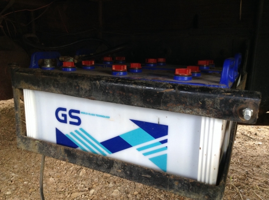 ขาย 10 ล้อหัวยาว 2 เพลาใหญ่จัมโบ้ 200 เครื่อง EH700 168 แรงม้า สโลว์เกียร์กลาง คานหน้าใหญ่ พาวเวอร์ คัสซีสวยตลอดเส้น ยางเต็ม ทะเบียนเต็มพร้อมโอนครับ