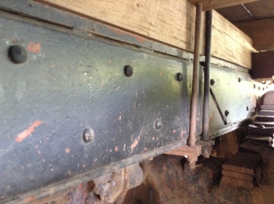 ขาย 10 ล้อหัวยาว 2 เพลาใหญ่จัมโบ้ 200 เครื่อง EH700 168 แรงม้า สโลว์เกียร์กลาง คานหน้าใหญ่ พาวเวอร์ คัสซีสวยตลอดเส้น ยางเต็ม ทะเบียนเต็มพร้อมโอนครับ