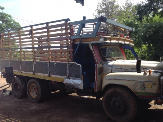 ขาย 10 ล้อหัวยาว 2 เพลาใหญ่จัมโบ้ 200 เครื่อง EH700 168 แรงม้า สโลว์เกียร์กลาง คานหน้าใหญ่ พาวเวอร์ คัสซีสวยตลอดเส้น ยางเต็ม ทะเบียนเต็มพร้อมโอนครับ