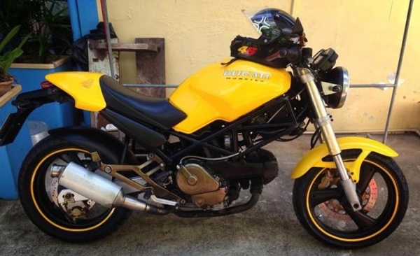 ขายขาดทุนครับ Ducati M400 ปี98 สภาพสวย สีดี แรงทอล์คโอเค ระบบไฟปกติทุกอย่าง ,เครื่องไม่มีเยิ้ม ,อินวอยตัวจริง+สพม (สำเนาถ่าย) ตัวจริงหาไม่เจอครับ 74,000