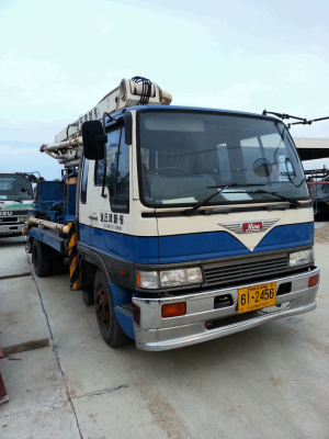 ขายรถปั๊มปูน พร้อมทะเบียนแท้ ป้ายเหลือง  เก่าญี่ปุ่นไม่เคยใช้งานในไทย