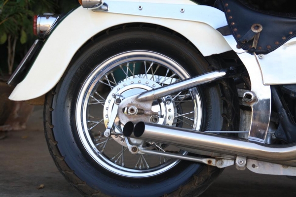 ขาย STEED 600 แต่งแนว Fatboy ทะเบียนแท้ โอนส่ง 122000