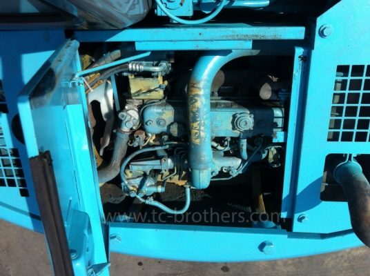 รถขุด Kobelco รุ่น SK60 Mark 3 จากญี่ปุ่น มีใบมีดครับ
