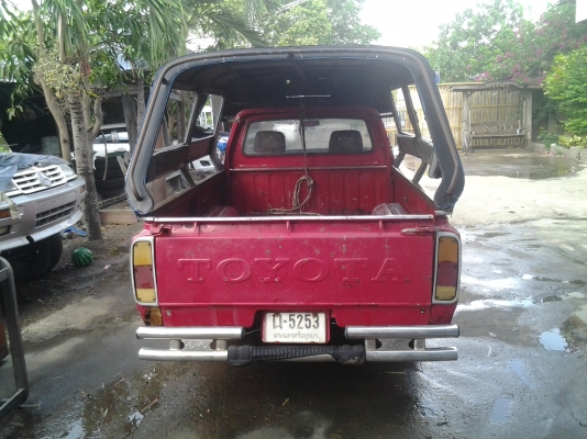 ขายรถกระบะโตโยต้าเครื่องเบนซิน 12R เครื่องดีมาก รับประกันเครื่อง แชสซีสวยไม่ผุตัวถังมีผุบ้าง รถพร้อมใช้ ขายถูก 29000 บาท ทะเบียนปี53 เอกสารพร้อมโอน