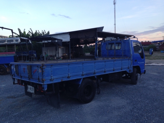 6ล้ออีซูซุNPR/130HP